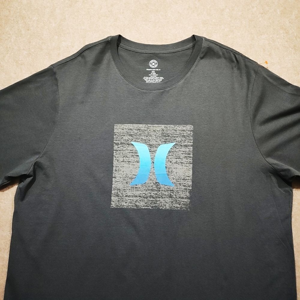 Hurley Men's Gray Short Sleeve T-Shirt with Blue Logo #5